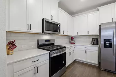 10313 Fountain Gate Street, Aubrey, TX 76227 - Photo 6