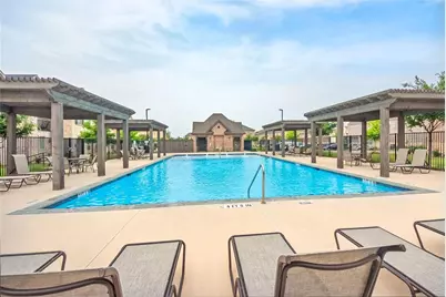 692 Vista Oaks Road, Lewisville, TX 75067 - Photo 2