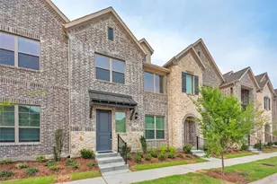 692 Vista Oaks Rd, Lewisville, TX 75067 - Photo 1