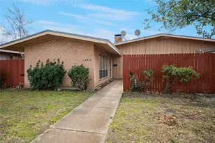 13416 Blossomheath Ln, Dallas, TX 75240 - Photo 1