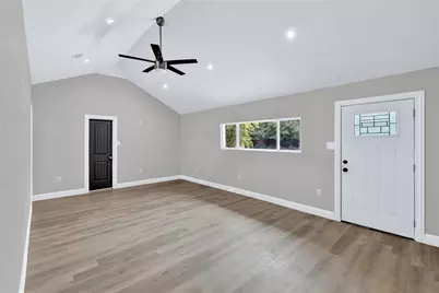 1621 Stella Avenue, Dallas, TX 75216 - Photo 18