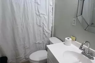 2521 Broadview St, Greenville, TX 75402 - Photo 10