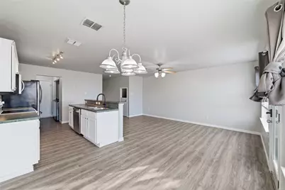 2316 Kingsway Drive, Arlington, TX 76012 - Photo 8