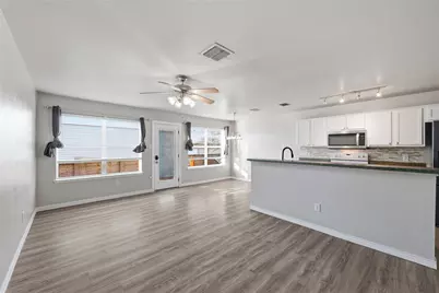 2316 Kingsway Drive, Arlington, TX 76012 - Photo 10