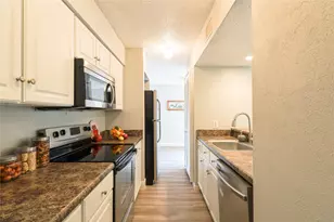 5522 Boca Raton Blvd, Fort Worth, TX 76112 - Photo 8