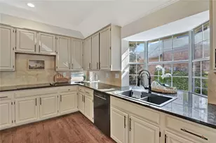 2720 Green Oak Ct, Lewisville, TX 75077 - Photo 6