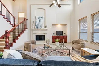 1010 Lost Valley Drive, Euless, TX 76039 - Photo 10