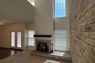 816 Pebble Beach Dr, Garland, TX 75043 - Photo 4