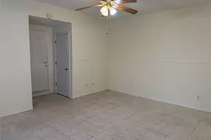 816 Pebble Beach Dr, Garland, TX 75043 - Photo 8