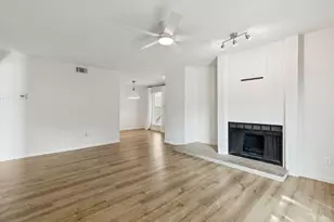 8109 Skillman St, Dallas, TX 75231 - Photo 4