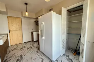 7830 Meadow Park Dr, Dallas, TX 75230 - Photo 34