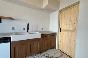 7830 Meadow Park Dr, Dallas, TX 75230 - Photo 16