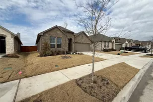 525 Pickett Creek Dr, Aledo, TX 76008 - Photo 2