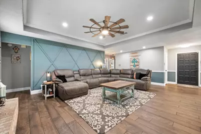 10124 Stoneleigh Drive, Benbrook, TX 76126 - Photo 22