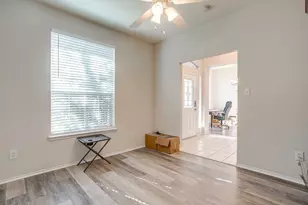 3004 Stroll Dr, Granbury, TX 76049 - Photo 6