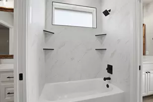 1101 Tremont Ln, Granbury, TX 76049 - Photo 28