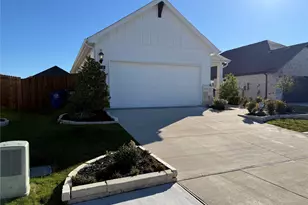 1168 Yucca Ave, Lavon, TX 75166 - Photo 2