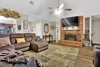 1036 Twin Falls Drive, DeSoto, TX 75115 - Photo 8