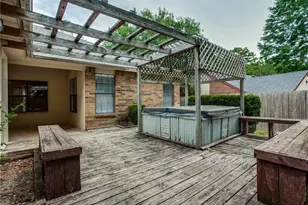 1036 Twin Falls Dr, DeSoto, TX 75115 - Photo 16