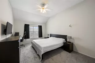 438 Moonlight Way, Irving, TX 75063 - Photo 14