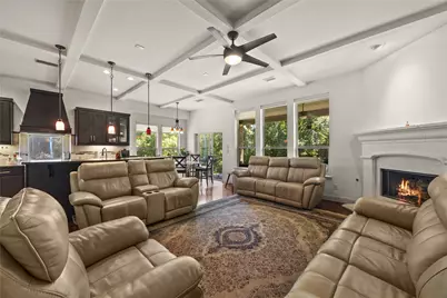 12114 Jackson Creek Drive, Dallas, TX 75243 - Photo 8