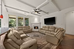 12114 Jackson Creek Dr, Dallas, TX 75243 - Photo 6