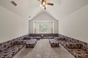 12114 Jackson Creek Dr, Dallas, TX 75243 - Photo 22