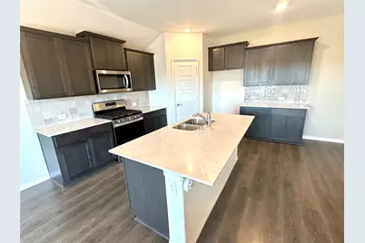 107 Exploration Way, Fate, TX 75189 - Photo 4