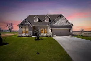 445 Guadalupe Ln, Springtown, TX 76082 - Photo 4