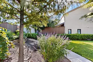 6437 Cedar Hollow Dr, Dallas, TX 75248 - Photo 36