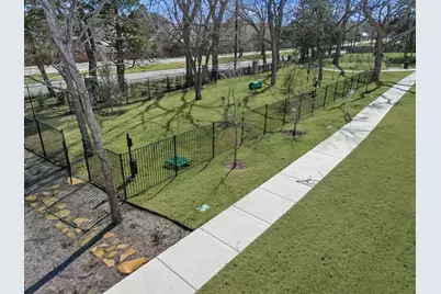 8505 Watersway Drive, Rowlett, TX 75088 - Photo 4