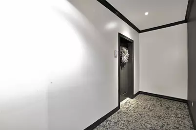 500 Throckmorton Street #1701, Fort Worth, TX 76102 - Photo 8