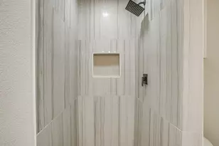 2421 Meadow Vw, Bedford, TX 76021 - Photo 24