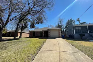 2520 Kirkley St, Dallas, TX 75241 - Photo 2
