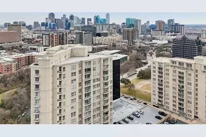 3225 Turtle Creek Boulevard #805, Dallas, TX 75219 - Photo 32