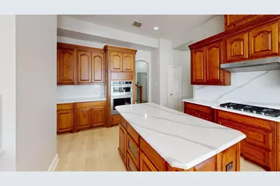 1020 Thorncliff Trail, Irving, TX 75063 - Photo 4