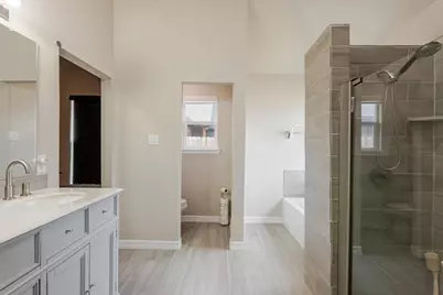 2400 San Gabriel Drive, Granbury, TX 76048 - Photo 18