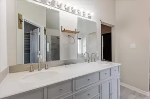 2400 San Gabriel Dr, Granbury, TX 76048 - Photo 16