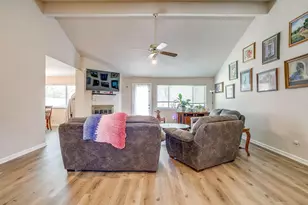 4429 Amherst Ln, Grand Prairie, TX 75052 - Photo 8