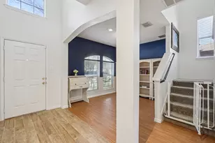 1012 Marlow Ln, Fort Worth, TX 76131 - Photo 2