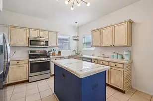 1012 Marlow Ln, Fort Worth, TX 76131 - Photo 10