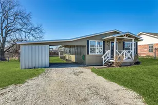 401 Ashwood St, Azle, TX 76020 - Photo 1