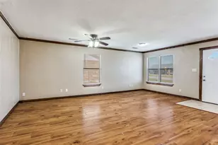 401 Ashwood St, Azle, TX 76020 - Photo 6