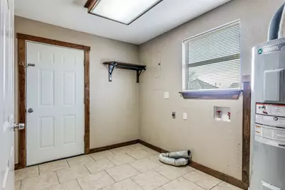 401 Ashwood Street, Azle, TX 76020 - Photo 16