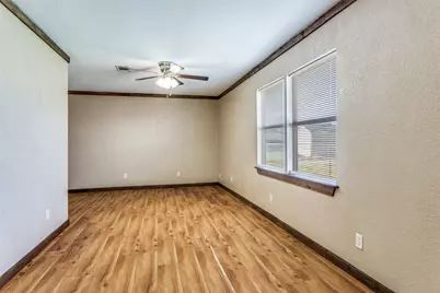 401 Ashwood Street, Azle, TX 76020 - Photo 12