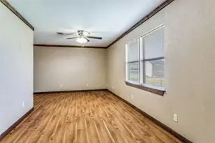 401 Ashwood St, Azle, TX 76020 - Photo 12