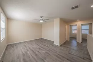 2032 Hopi Trail, Grand Prairie, TX 75052 - Photo 14