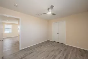 2032 Hopi Trail, Grand Prairie, TX 75052 - Photo 20