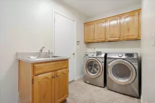 225 Red Oak Ln, Powderly, TX 75473 - Photo 10