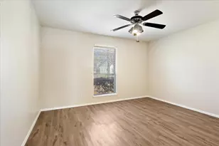 225 Red Oak Ln, Powderly, TX 75473 - Photo 18